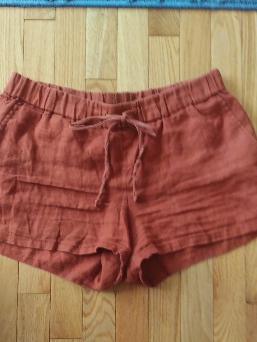 Kut from the Kloth Elastic Waist Drawstring Shorts 100% Linen — Rust